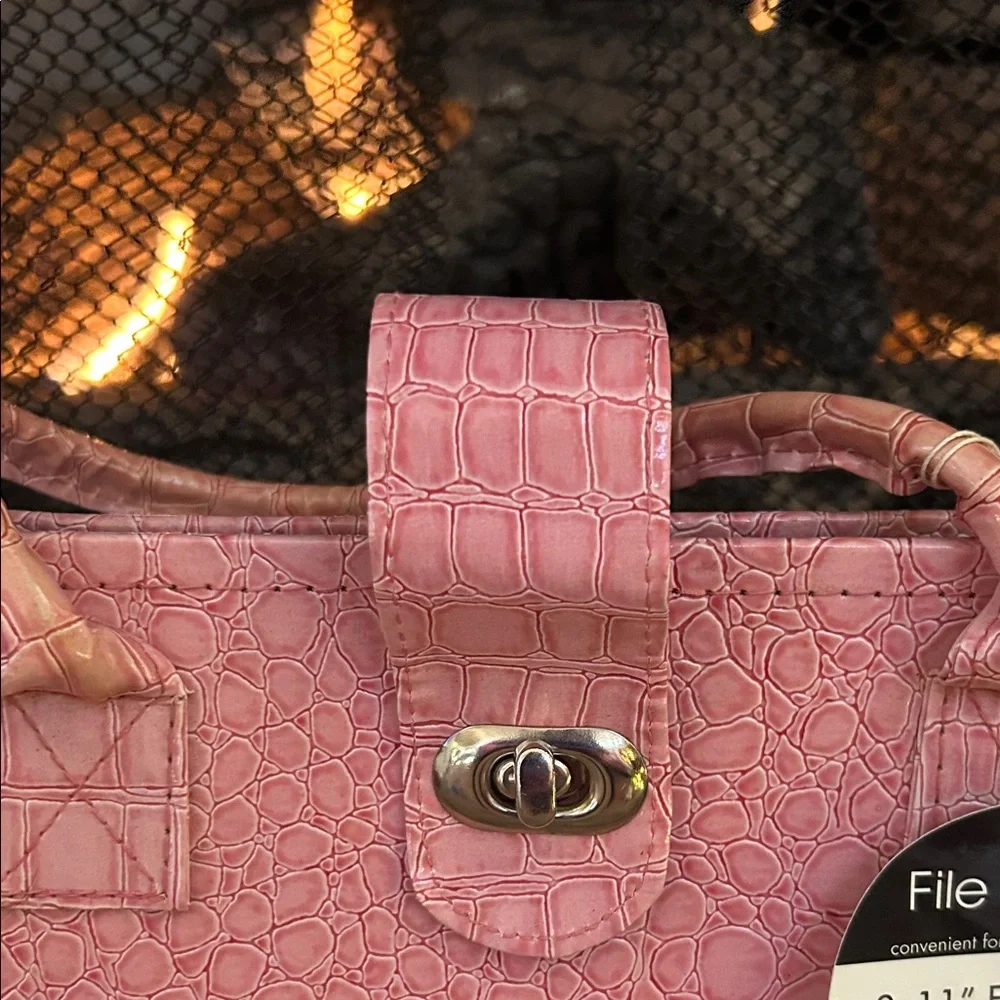Pink Crocodile Pattern Women's File Organizer